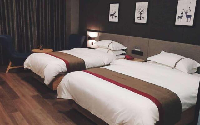 Thank Inn Hotel Xinjiang Luntai Hongqiao New District Pedestrian