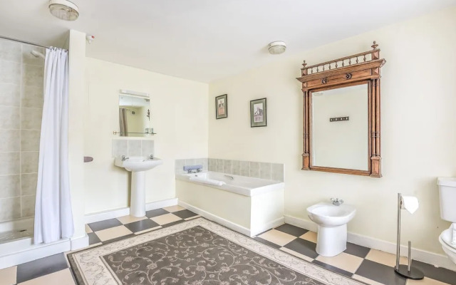 Trehellas House Hotel and Courthouse Restaurant