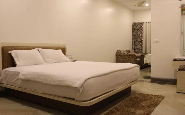 Hotel Manju Palace