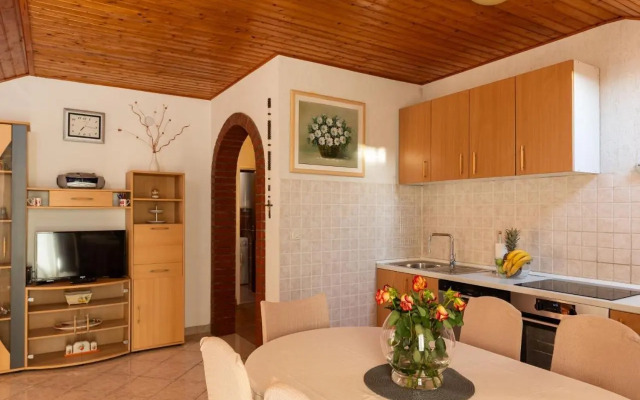 Apartment Source With Private Pool