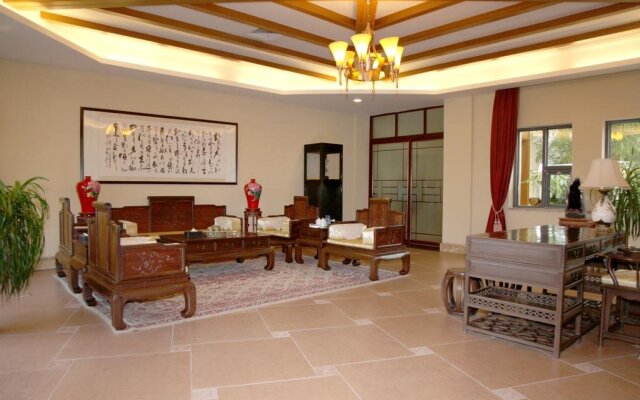 Qinghua Business Hotel