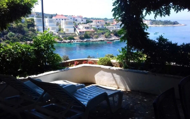 Marija - Beautiful Location Close to the sea - H