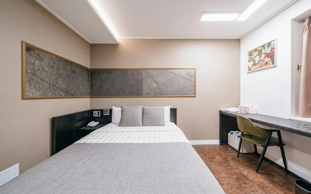 Hotel Major 2