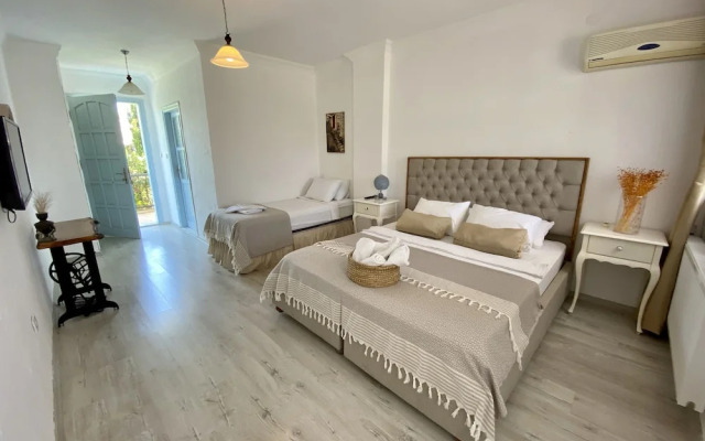 Alasonya Otel Alacati by Lamira