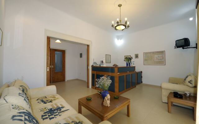 Giannoulis Hotel
