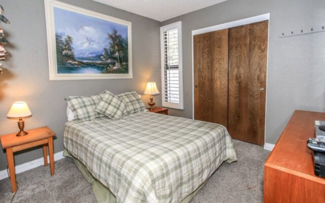Boulder Bay Lakeside Suite Condo