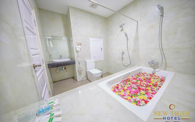 New Tiger Hotel