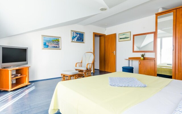 Beautiful Home in Slano With Wifi and 1 Bedrooms