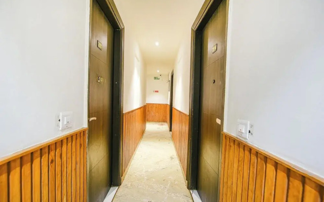 Fabhotel Shri Sai Dx
