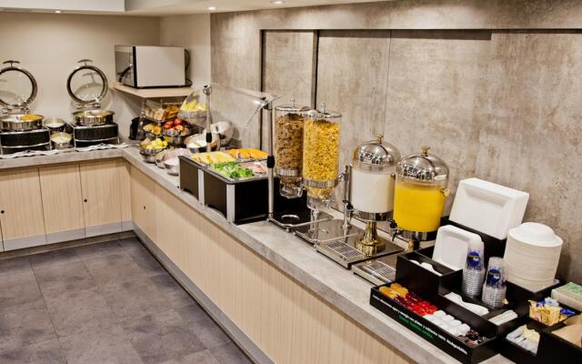 City Express Plus by Marriott Guadalajara Palomar