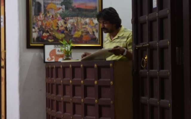 Janak Niwas Guest House