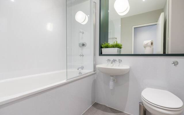 JOIVY Cosy Rooms In In Newington