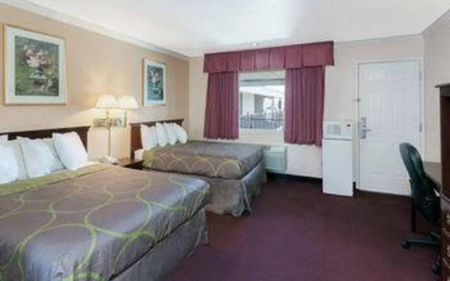 Steinbeck Lodge