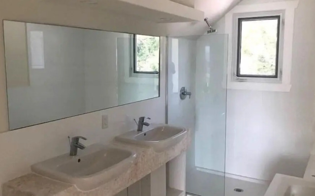 Coral Point 3 Bedroom Home