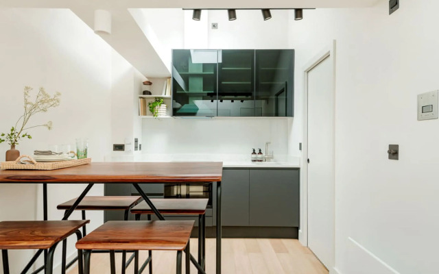Notting Hill Gate Residence VI