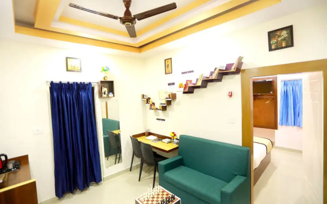 Base9 Airport Hotel
