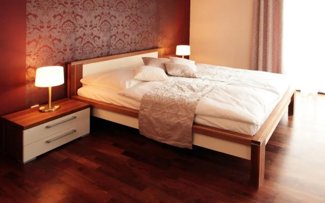 Lamex-Inn Hotel & Restaurant