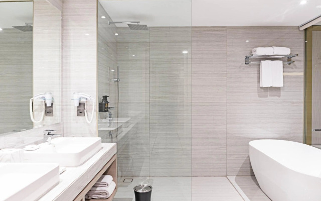 Platinum Hotel Tunjungan Surabaya