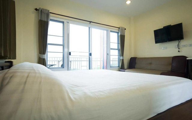 Viewpoint Khaokoh Hotel