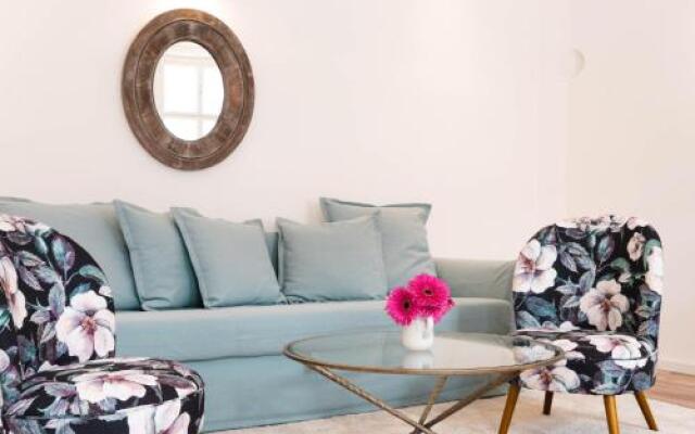 Smile Apartments