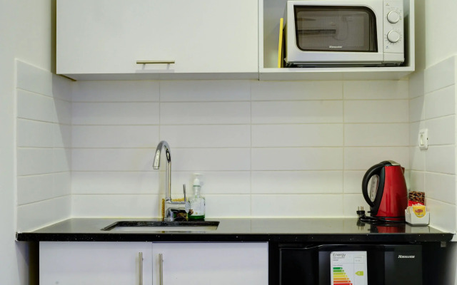 Geula Suites