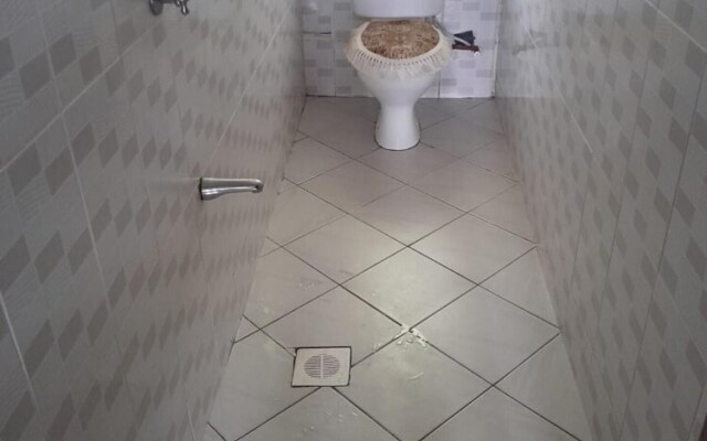 Charming 1-bed House in Nairobi Katani Rd