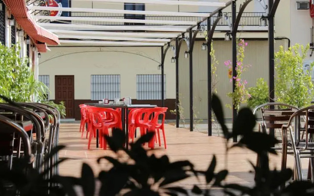 Hostal Restaurante Los Naranjos