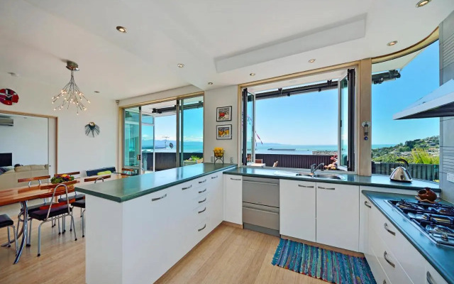 Aporo Nelson Holiday Home