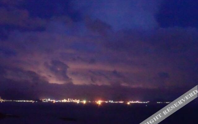 Shijiage Paopaohai Holiday Apartment Hotel