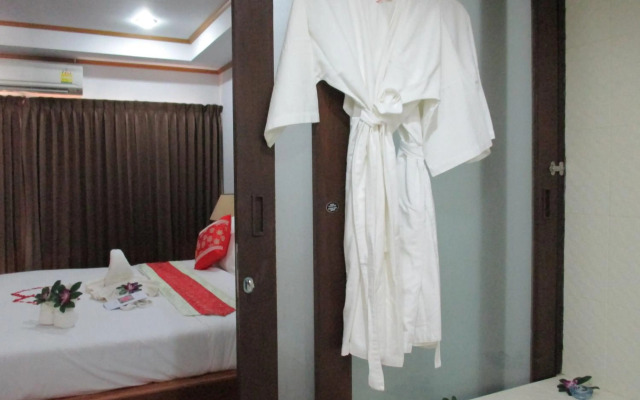 Lipa Bay Resort