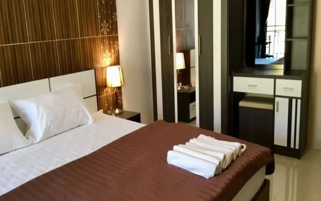 OYO 75504 Ratchapruek Apartment Angthong