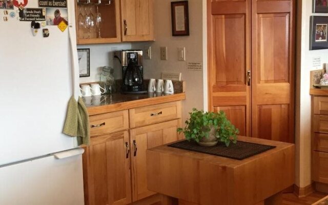 11th Avenue Bed and Breakfast