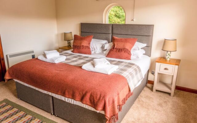 House Wood Side Drumnadrochit