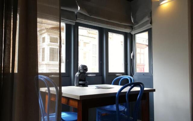 D Townhouse Boutique Suites