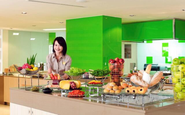 Hilton Garden Inn Bangkok Silom