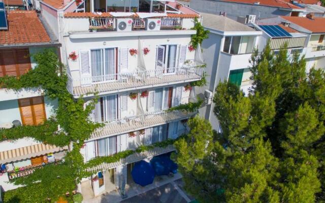 Villa Ankora Apartments Tučepi