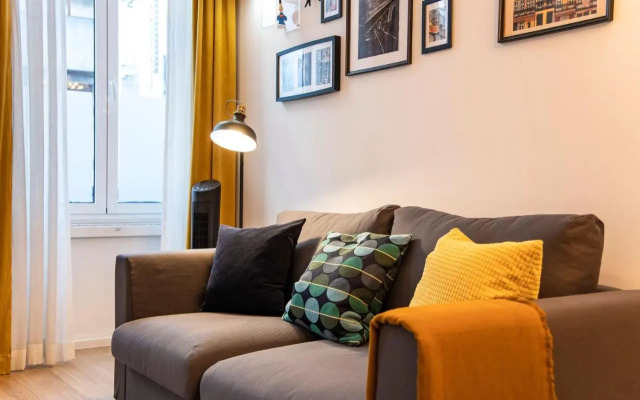 Elegant & Bright Flat by LovelyStay