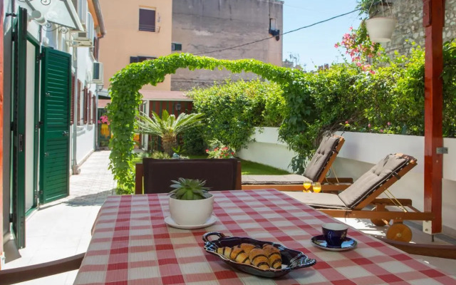 Apartment Kadena