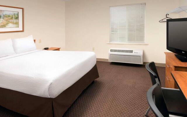 Woodspring Suites Ogden