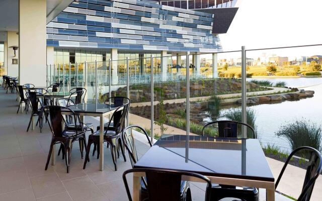 Mercure Melbourne Caroline Springs