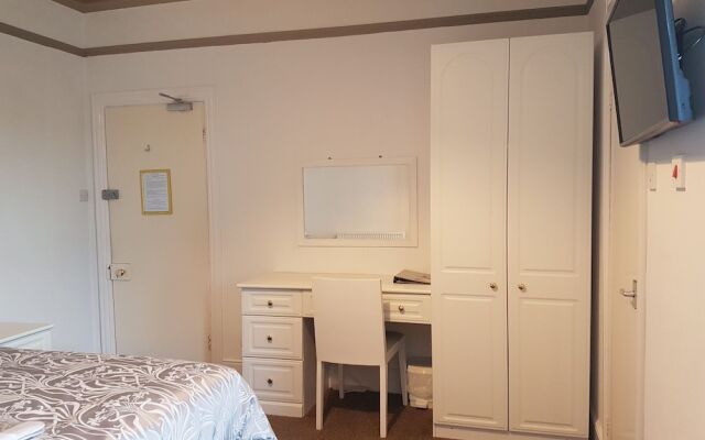 Athol Park Guest House