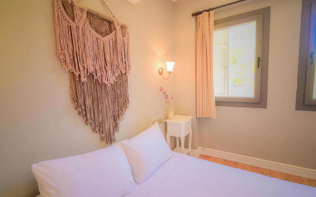 9 Alacati Boutique Hotel