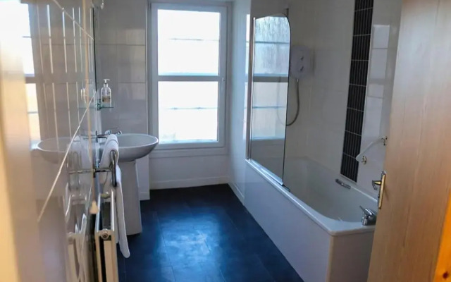 Royal Hotel Angus