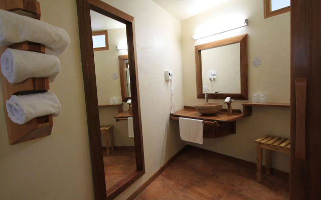 Casa Tsaya Boutique