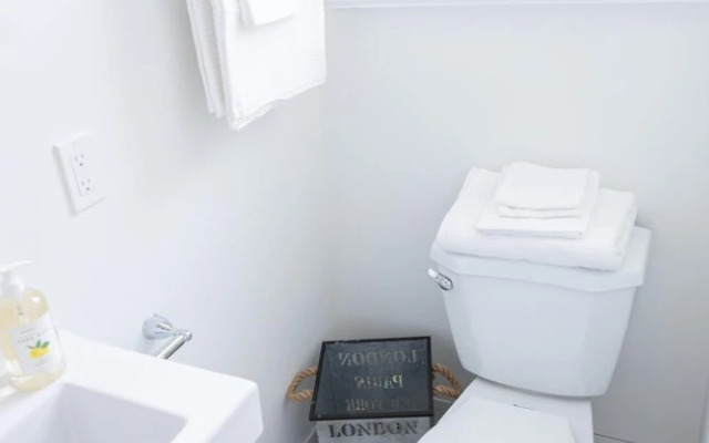 Modern Apt Neardowntown Ideal for Long Stays - U3