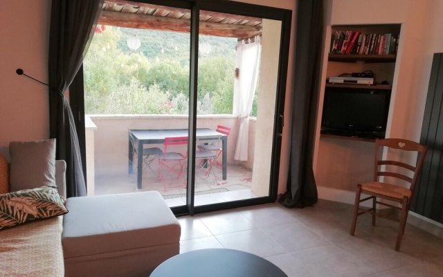 Villa with 2 bedrooms in Dauphin with private pool enclosed garden and WiFi
