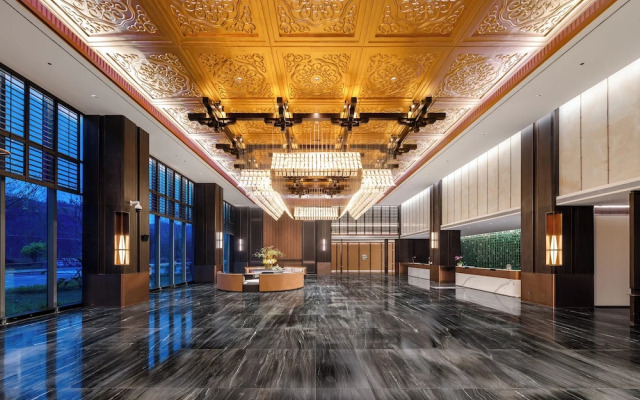 Howard Johnson By Wyndham Guotou Plaza Zigong