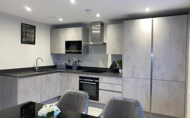 Roomotel - Oakview Moseley