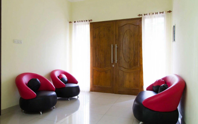 RedDoorz near masjid Agung Surabaya