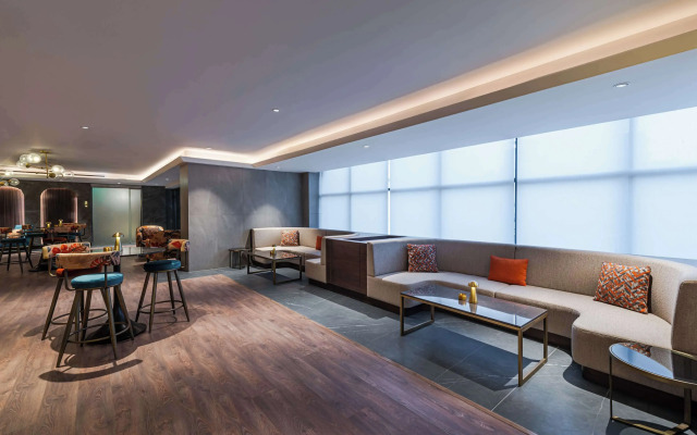 Doubletree By Hilton Amman Hotel & Residences